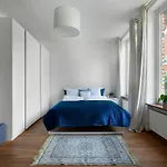 Elite Hamptons Old Town Apartmán *