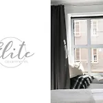 Elite Hamptons Old Town *