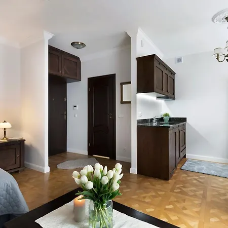 Appartamento Elite Hamptons Old Town *